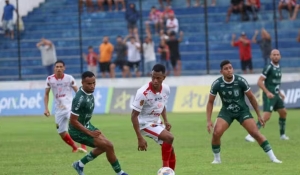 Sousa vira contra Esporte de Patos, fora de casa, e segue na cola do Botafogo-PB