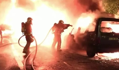 Violência na França: onda de protestos por jovem morto pela polícia adiciona nova crise à longa lista de Macron