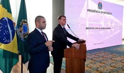 TSE mantém na Justiça Eleitoral ação que analisa reunião com embaixadores em que Bolsonaro fez ataques infundados às urnas