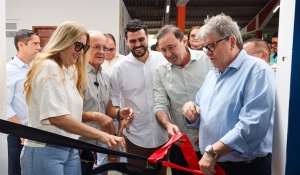 João Azevêdo entrega reforma e ampliação de escola em Alhandra e destaca investimentos na Educação