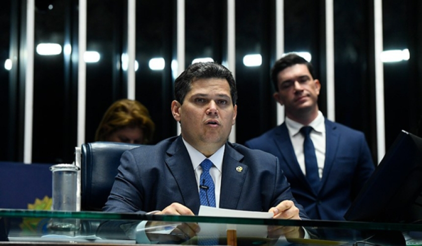 Davi recebe líderes para definir pauta do Plenário e instalação de comissões