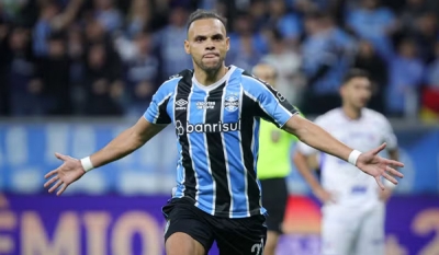 Grêmio vence o Fortaleza e impede Laion de assumir a liderança do Brasileirão