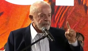 Lula critica Congresso e chama marco temporal de &#039;atentado aos povos indígenas&#039;