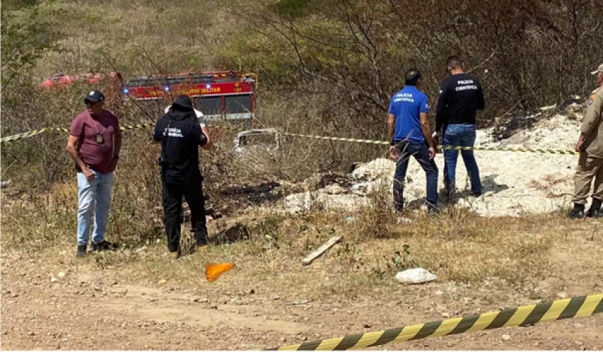 Corpo carbonizado é encontrado dentro de carro incendiado, em Campina Grande