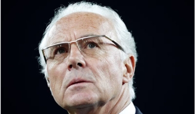 Franz Beckenbauer, lenda do futebol mundial, morre aos 78 anos