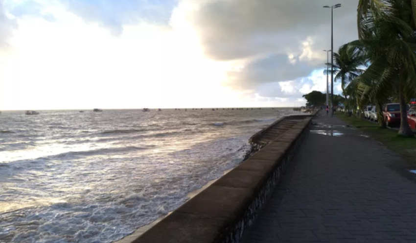 Paraíba tem cinco trechos de praia impróprios para banho no feriadão de 7 de Setembro; saiba quais